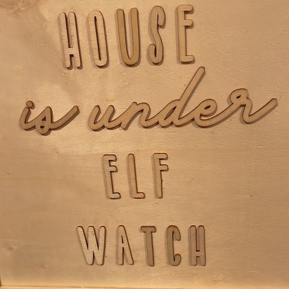 Wooden Holiday Wall Hanging or Shelf Display Ready for Your Creative Touch - Picture 3 of 4